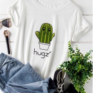 PLUS CACTUS AND LETTER “HUGZ” PRINT TEE